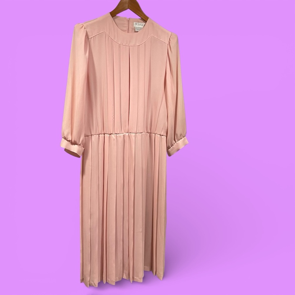Cute blush pink pleated vintage 80s midi/maxi dress flowy spring disco princess